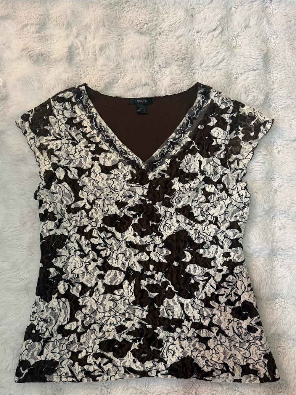 Style & Co. Brown and White Floral Lace V-Neck Cap Sleeve Top